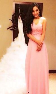 张冬玲性感照片,魅力四溢，美艳动人