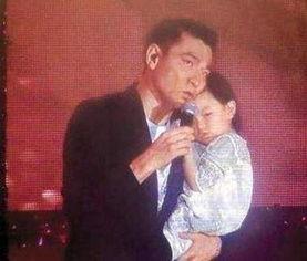 刘德华及老婆的资料,相濡以沫，共度人生